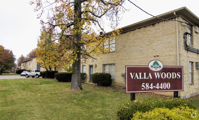 Primary Photo - 4700 Valla Rd