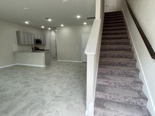 Building Photo - 9015 Cattle Baron Path