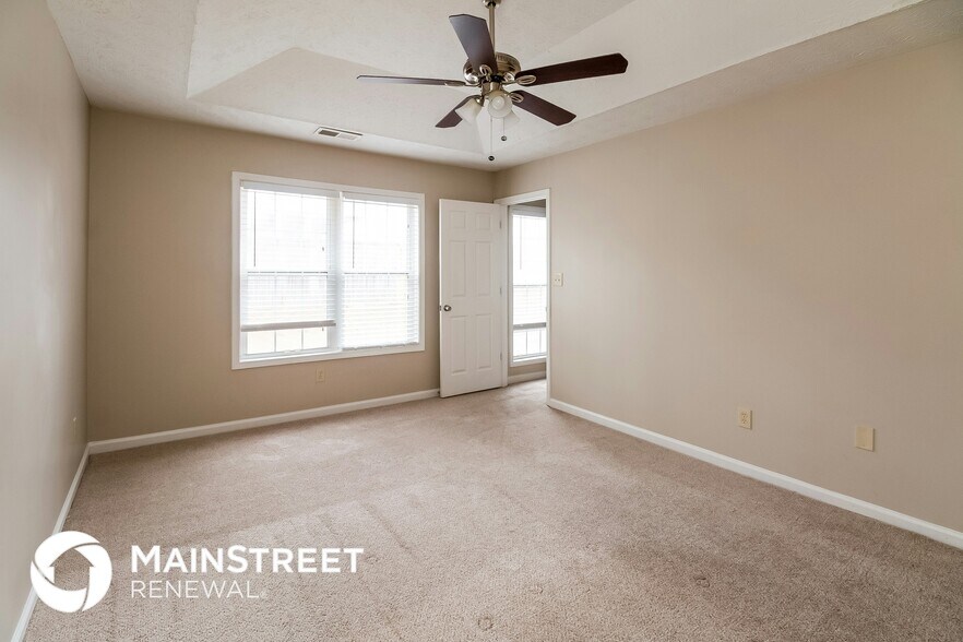 Building Photo - 1442 Starling Ct