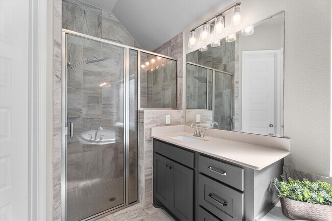 Building Photo - 28348 Sterling Oak Dr