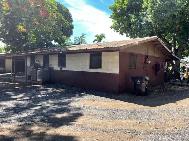 Building Photo - 2 Bedroom, 1 Bath House Across The Street ...