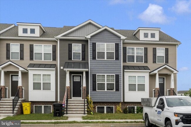 Building Photo - 31 Moses Dr