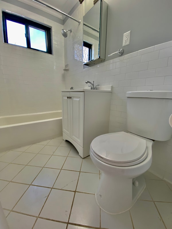 Building Photo - 200 Beacon Hill Dr