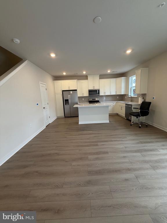 Building Photo - 739 Platinum Dr