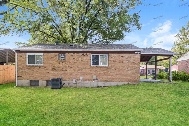 Building Photo - 1955 Hungerford Dr