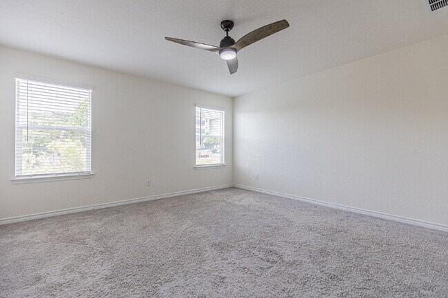 Building Photo - 14839 Vance Jackson Rd