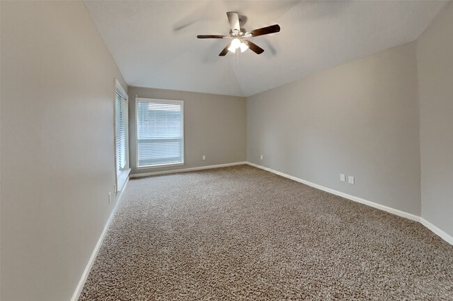 Building Photo - 4935 Northfork Dr
