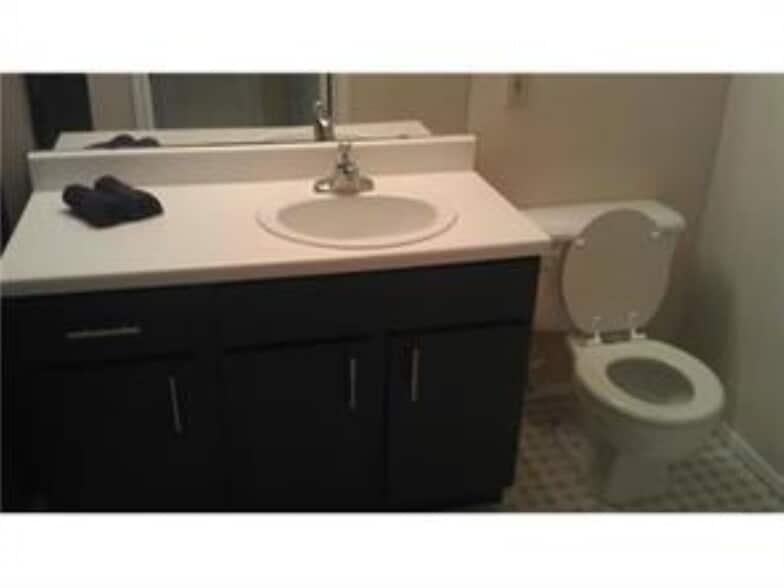 Building Photo - 2405 NW 33rd St