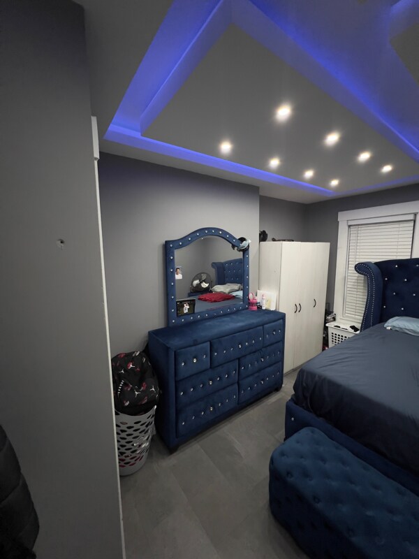 Building Photo - 107 Summer St