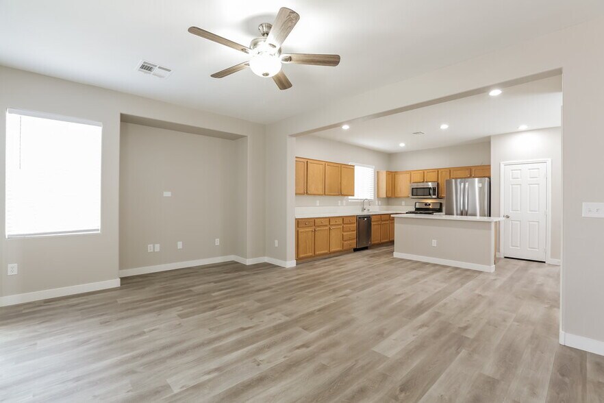 Building Photo - 7881 Harp Tree St