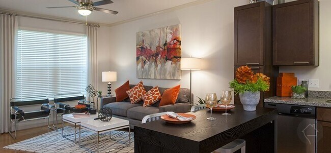 Building Photo - 9520 Spectrum Dr