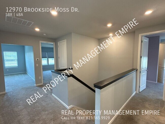 Building Photo - 12970 Brookside Moss Dr