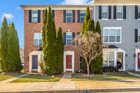 Building Photo - 618 Cawley Dr