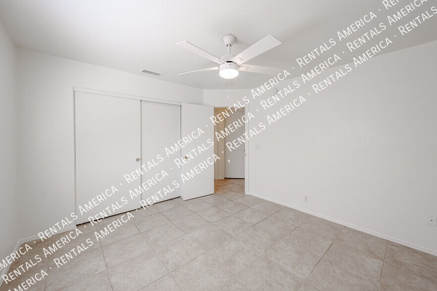 Building Photo - 6524 N 90th Dr