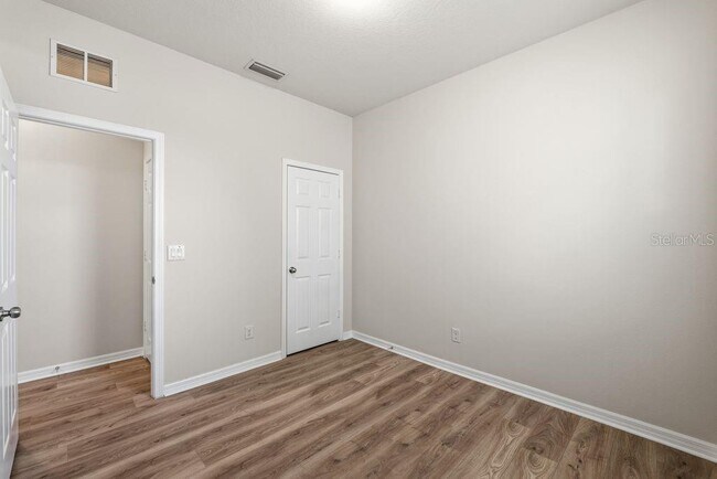 Building Photo - 9004 Mountain Magnolia Dr