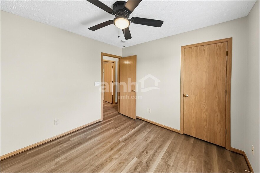 Building Photo - 3626 Brook Spring Dr