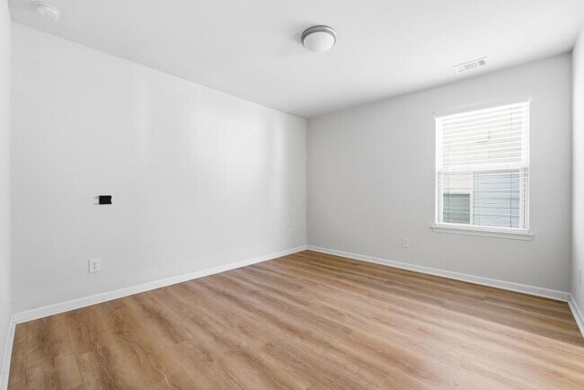 Building Photo - 2779 Morgan Spring Trail