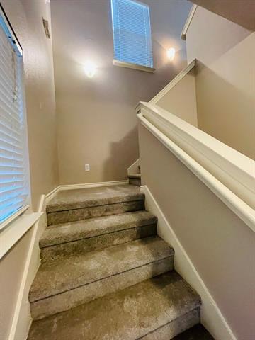 Building Photo - 7120 Wind Row Dr
