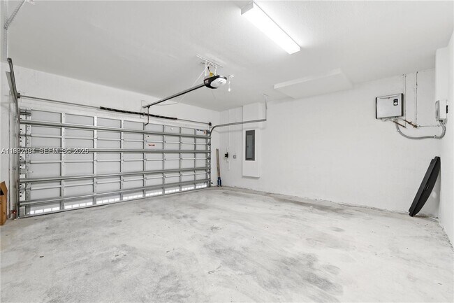 Building Photo - 11932 SW 241 Ter