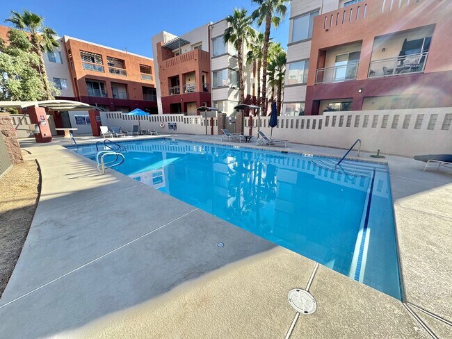 Building Photo - Modern condo with resort-style living in South Las Vegas