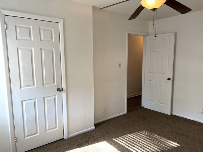 Building Photo - Cute Home in East Macon