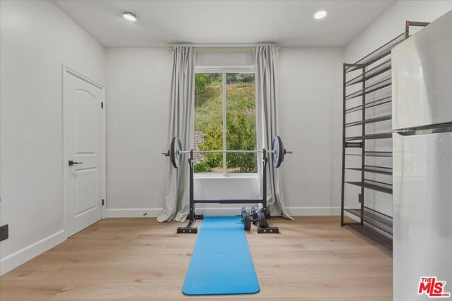 Building Photo - 3891 Marks Rd