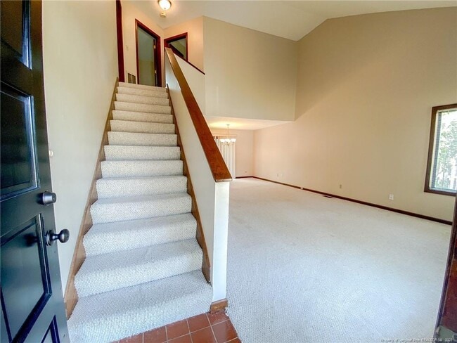 Building Photo - 207 Charmant Rd