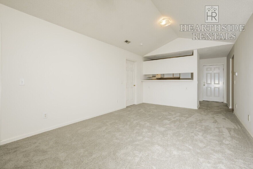 Building Photo - 330 Brownlea Dr
