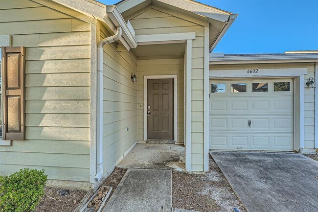 Building Photo - 6602 Fairbrook Park Ln