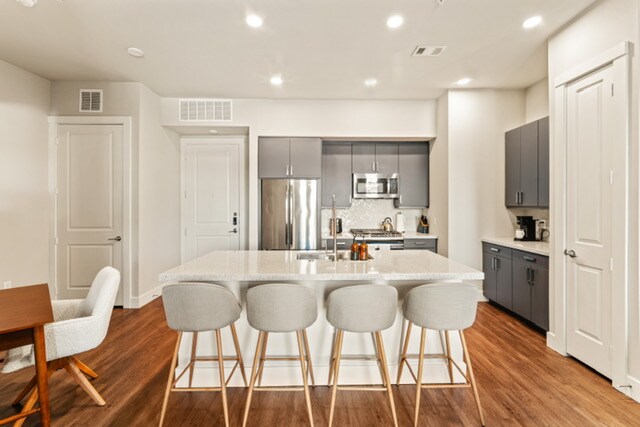 Building Photo - 25120 Panther Bend Ct