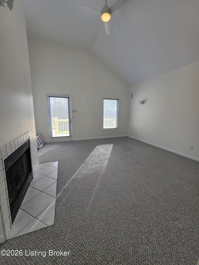 Building Photo - 2728 Taylorsville Rd