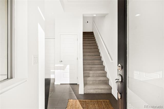 Building Photo - 9033 E Northfield Blvd