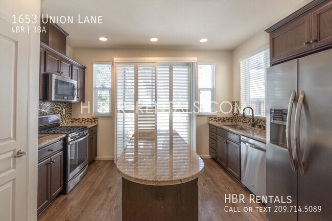 Building Photo - 1653 Union Ln