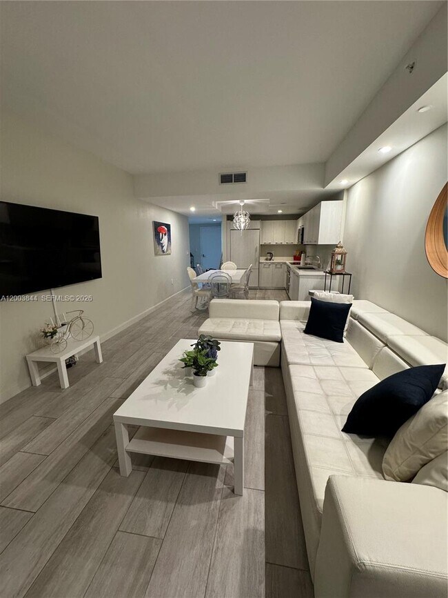 Building Photo - 55 SW 9th St