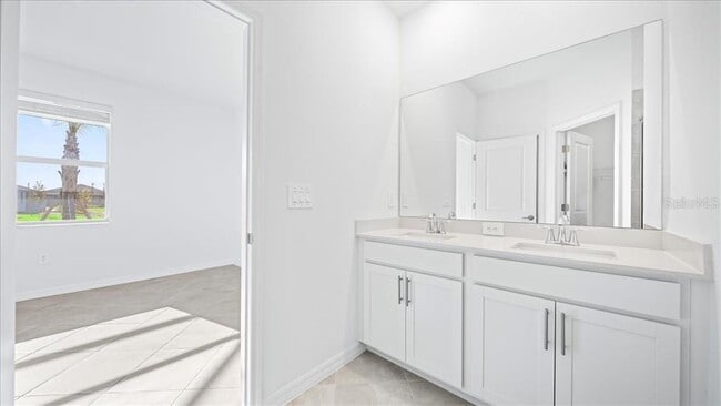 Building Photo - 14694 White Pearl Rd