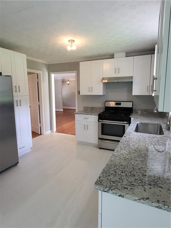 Building Photo - 4548 Shallowford Rd
