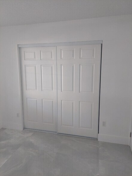 Building Photo - 7461 SW 157th Ct