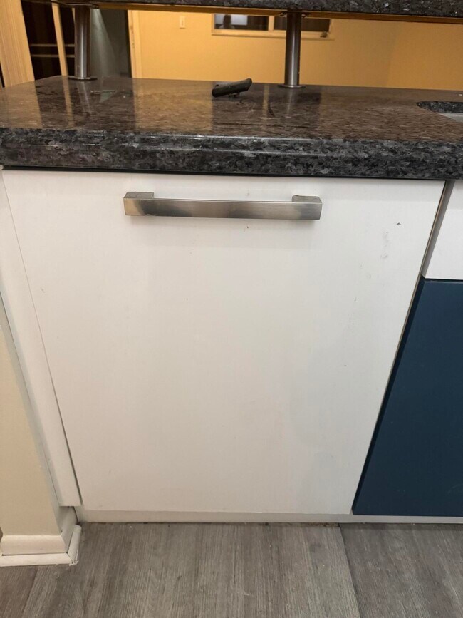 Building Photo - 20818 San Simeon Way