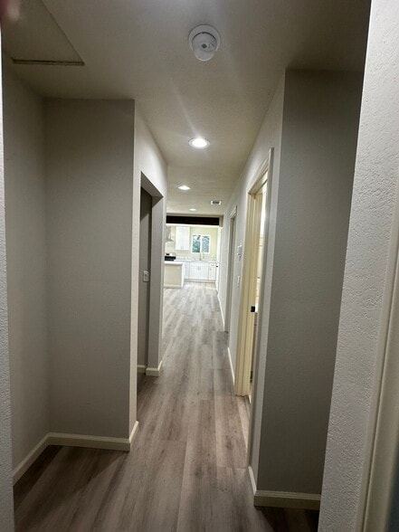 Building Photo - 1720 S Maple St