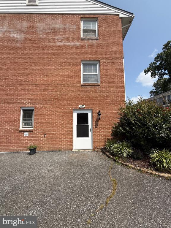 Building Photo - 1425 Dandridge St