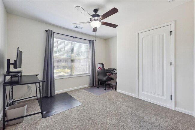 Building Photo - 160 Cobblestone Trl