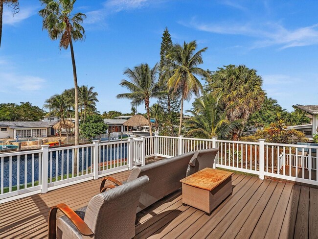 Building Photo - 2507 Okeechobee Ln