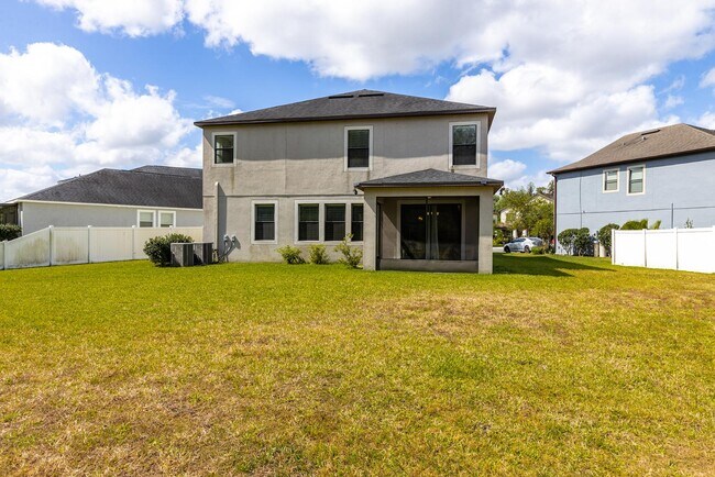 Building Photo - 19313 Prairie Tree Pl