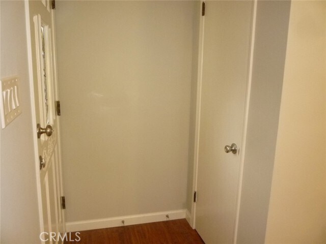 Building Photo - 712 Sartori Ave