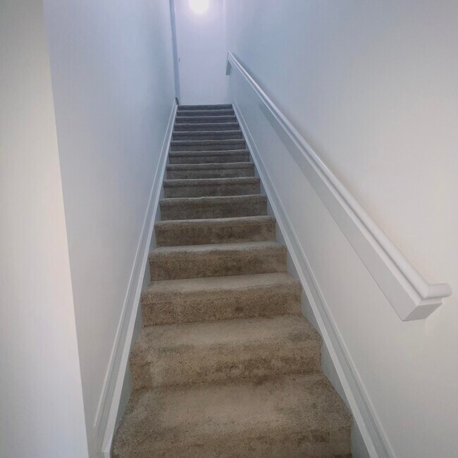 Building Photo - 4316 Main St