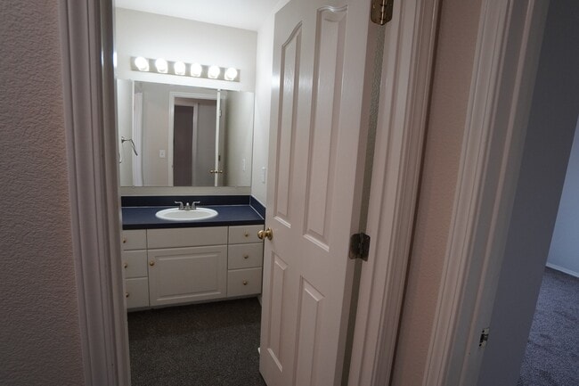 Building Photo - 4764 N Eugene St