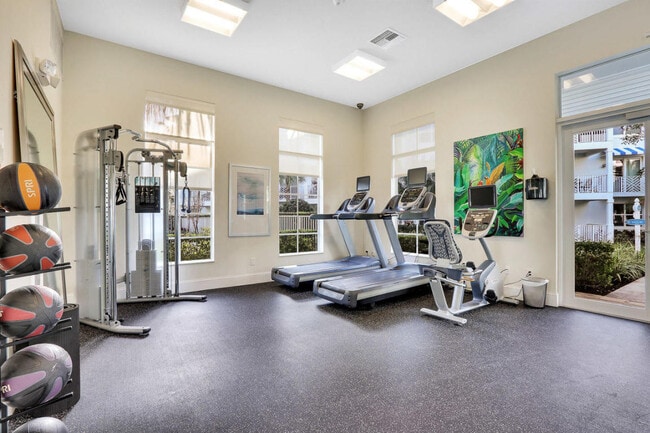 Building Photo - 431 Bay Colony Dr N