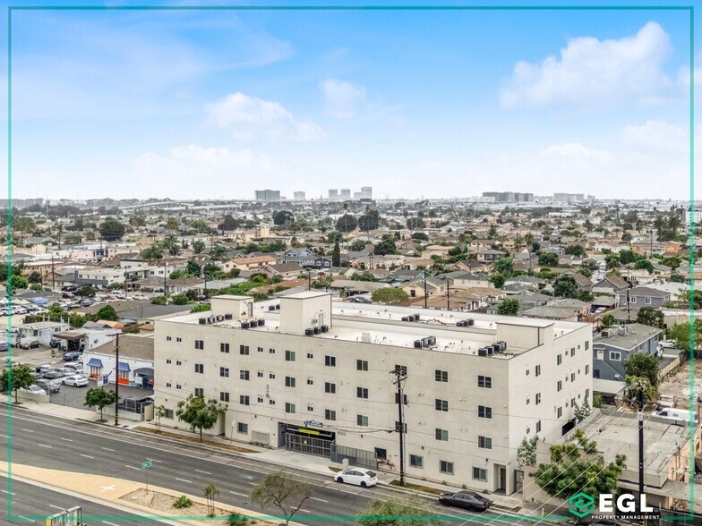 Building Photo - 1492