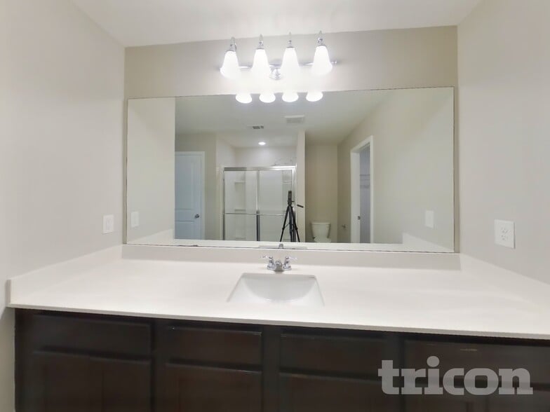 Building Photo - 48 Jacob Ct