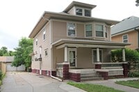 Building Photo - HIstoric 4 bedroom-Available NOW!